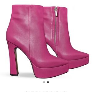 Chic Pink Heeled Boots